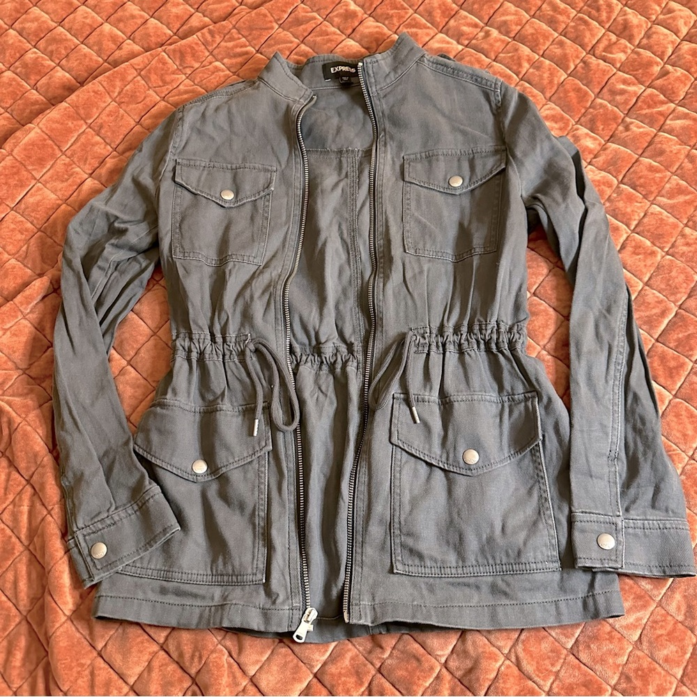 Grey express jacket